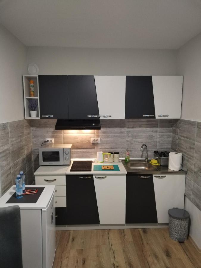 Zen Apartment *